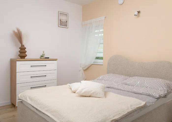 Gościnne Majk Pensjonat 3*